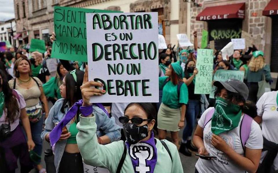 Aprueban reforma para despenalizar el aborto en Puebla