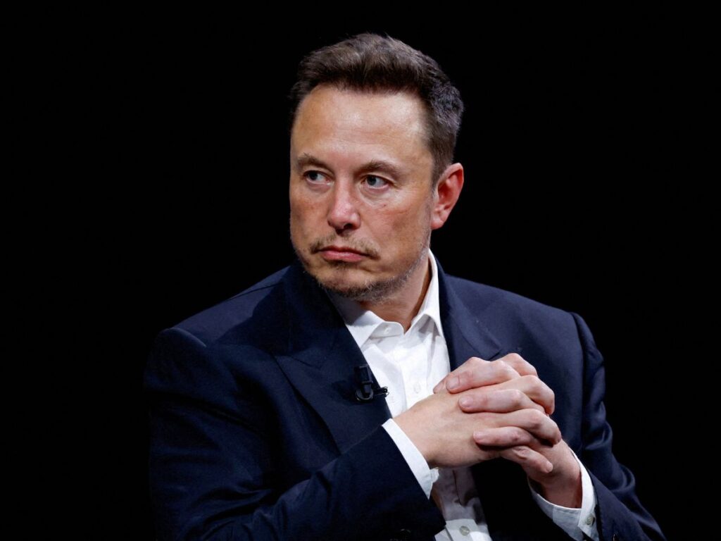 Suspende Elon Musk inversión de Tesla en México